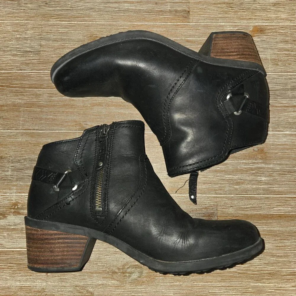 Teva Women's Foxy Ankle Boots Booties Size 9 Black Zip Moto Minimalist